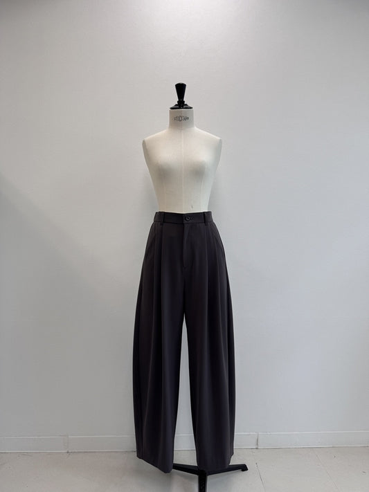 2WAYストレッチ バレルシルエットパンツ