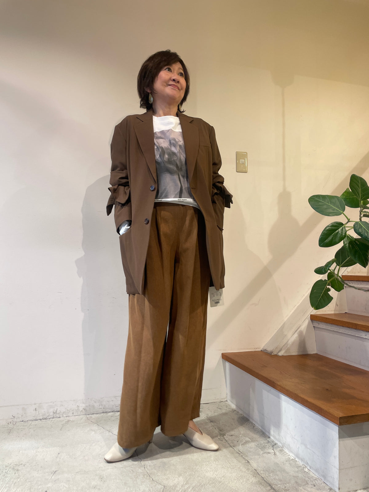 Tailored Jacket & Scrunchie Set（着用）