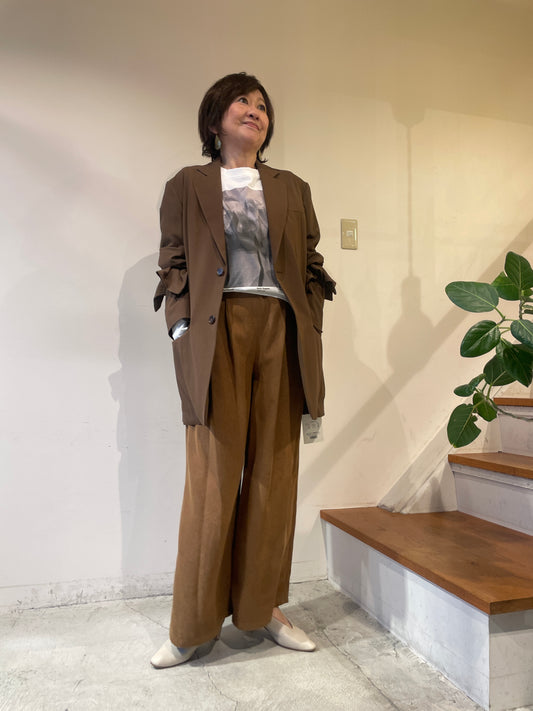 Tailored Jacket & Scrunchie Set（着用）