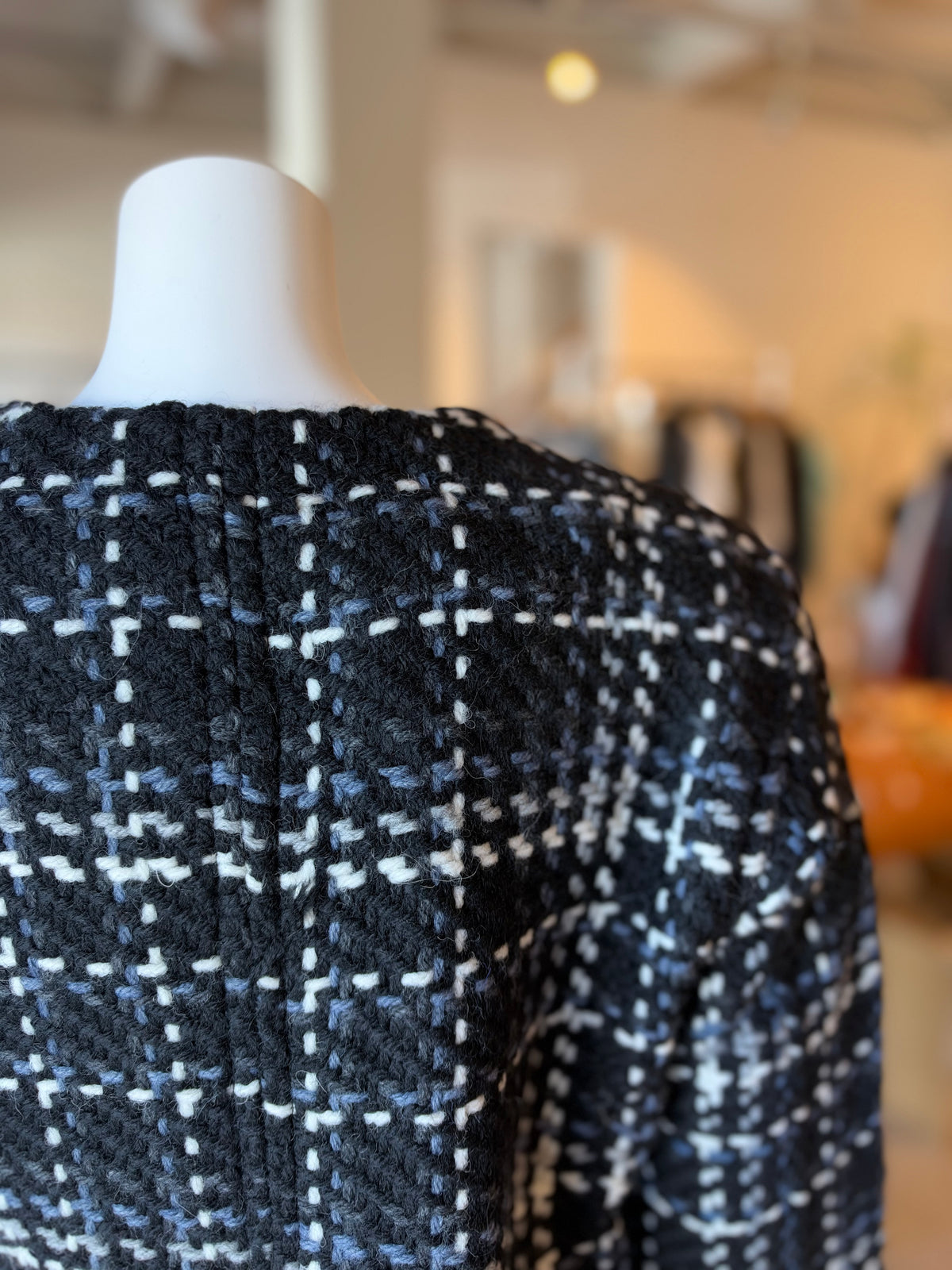 Asymmetric Jacket（サブ17）