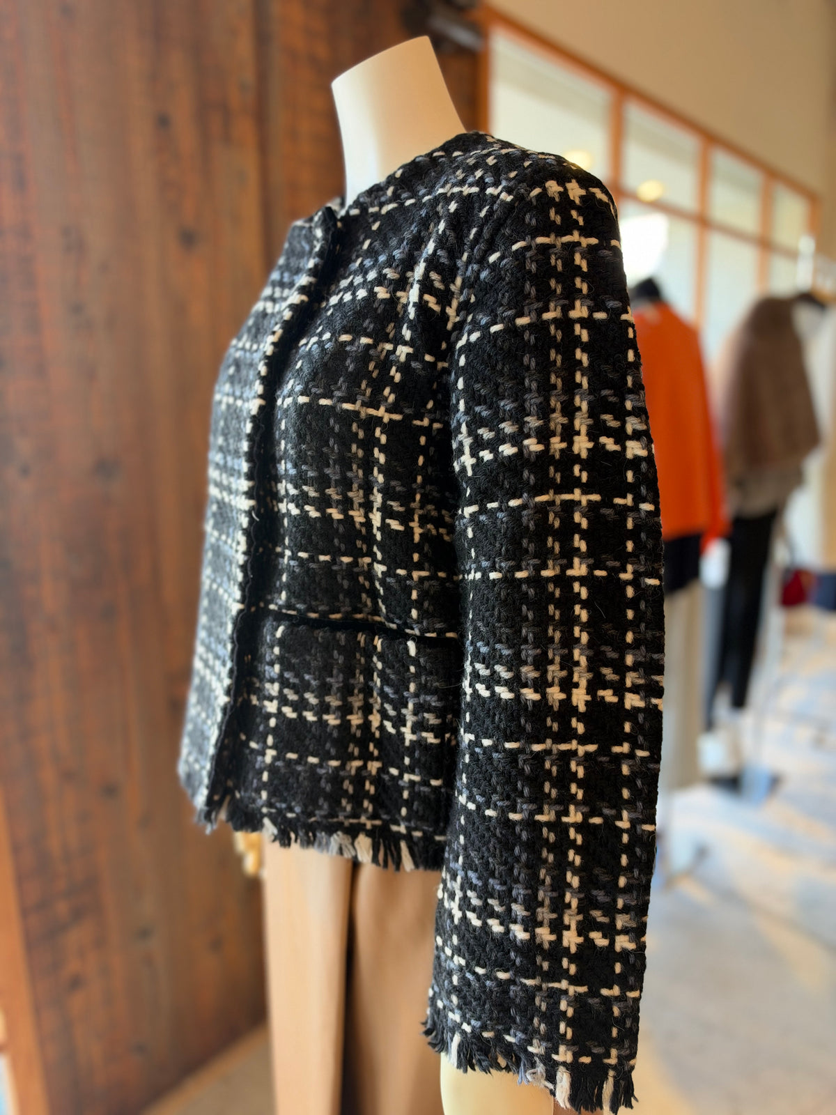 Asymmetric Jacket（サブ20）